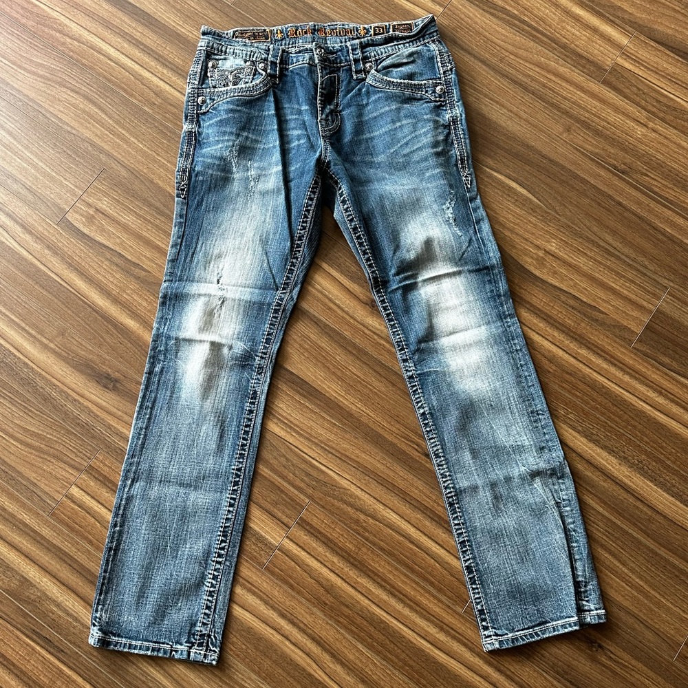 Men’s Rock Revival Jeans 33 Waist